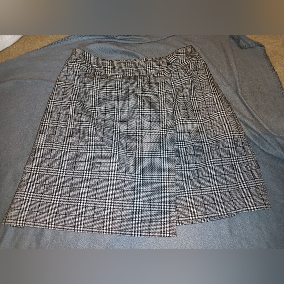 a new day Dresses & Skirts - EUC A New Day Plaid Lined Wrap Skirt 4